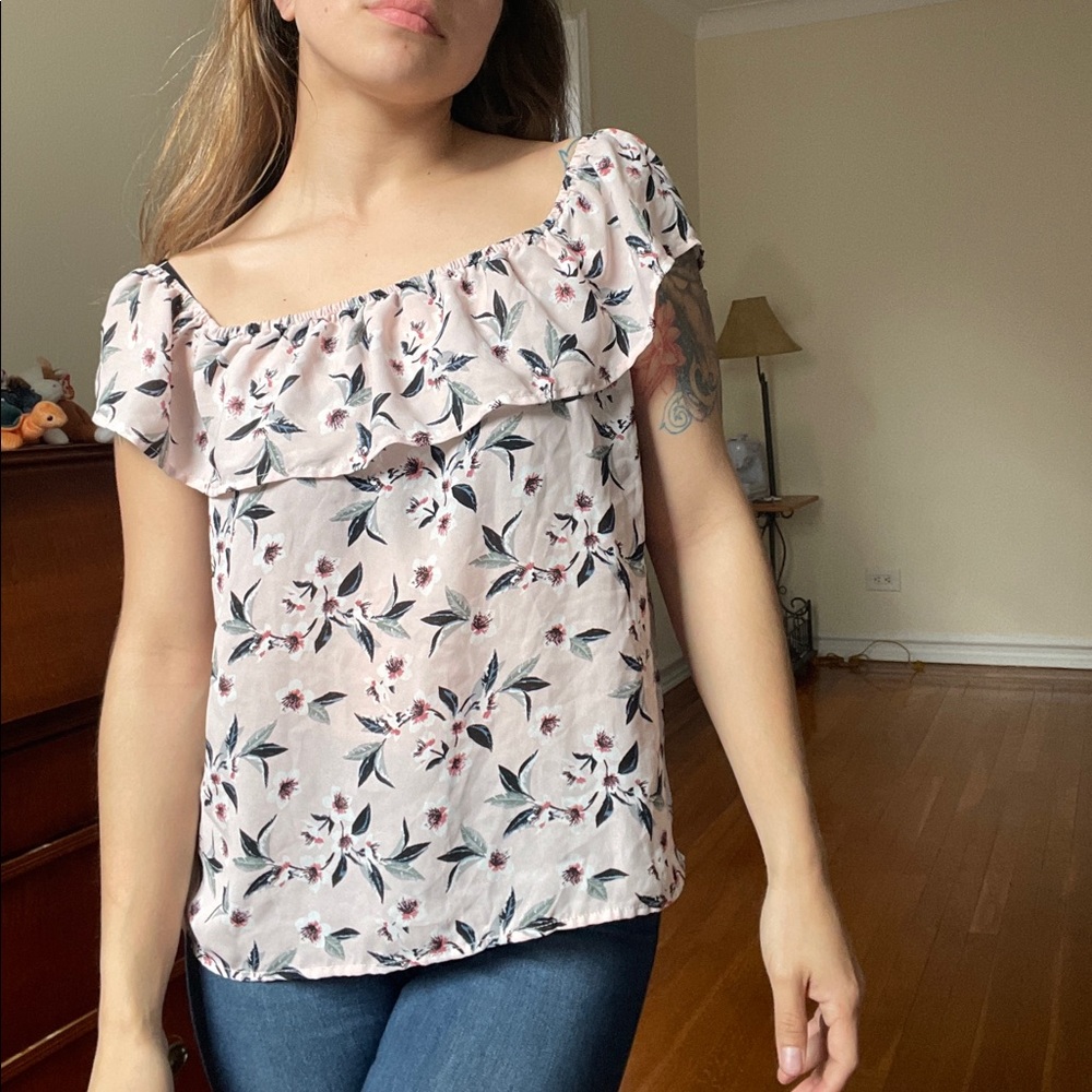 LILY WHITE FLORAL BLOUSE